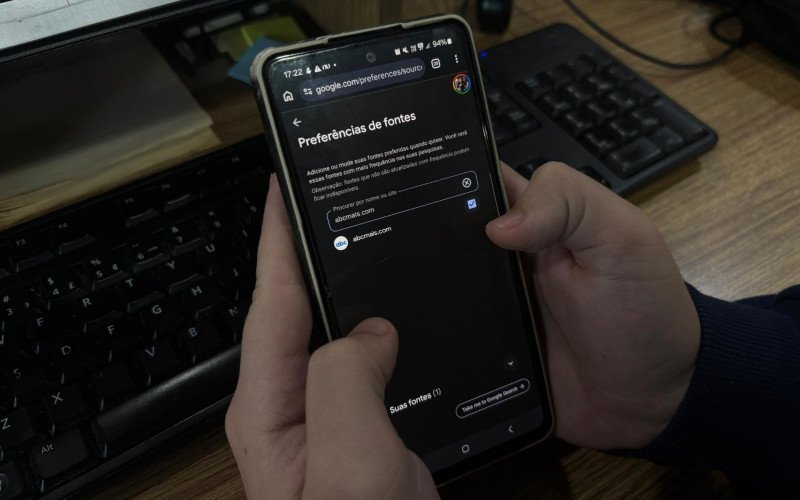 Quer ficar bem informado? Saiba como favoritar o ABCMais no Google | abc+