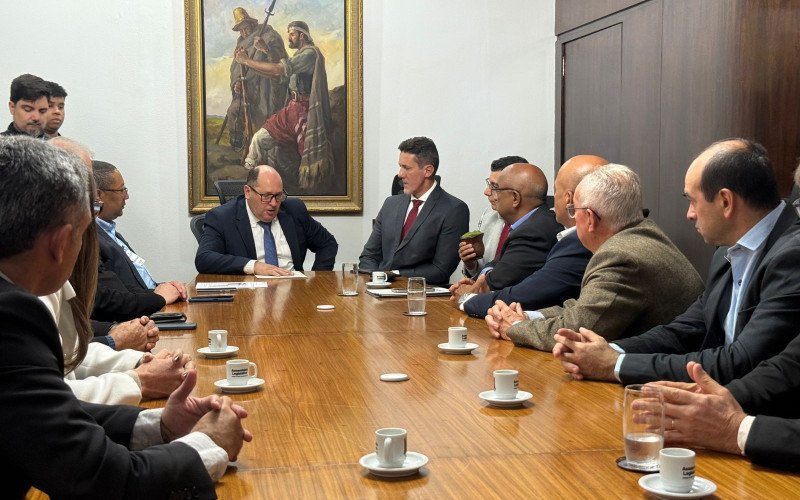 Deputados receberam representantes de autarquias  | abc+