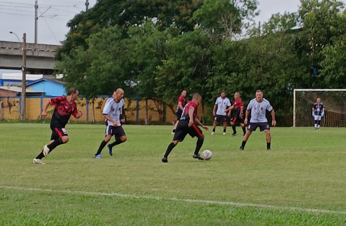 Campeonato de V&aacute;rzea 50+ chega a quarta rodada neste domingo