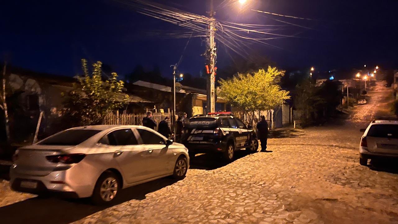Ped&aacute;gio do crime: Joia entregue por motoboy vira pesadelo para empres&aacute;rio do Vale do Sinos e caso de pol&iacute;cia