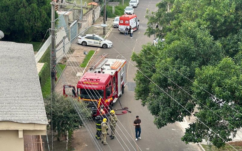 Brigada Militar e Bombeiros isolam a área após a localização do artefato | abc+