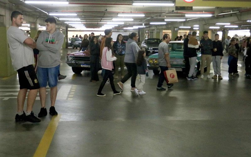  02/05/26 EXP DE CARROS ANTIGOS  - CANOAS SHOPPING