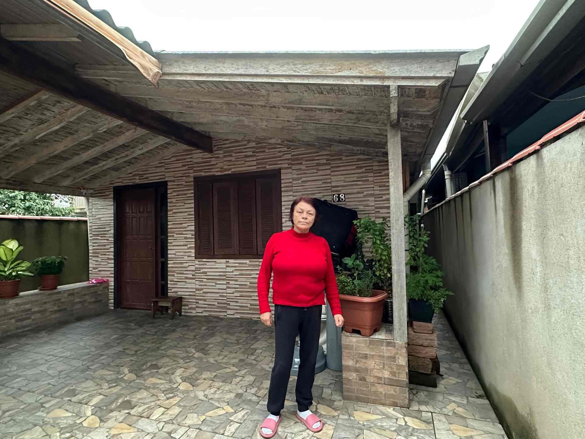 Genessi Izidra da Roza Oliveira, moradora do bairro Santo Afonso, em Novo Hamburgo, no começou não imaginou que a inundação seria tão trágica