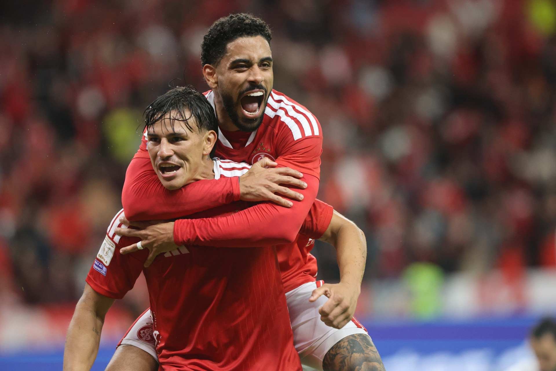 Inter bate o Fluminense e volta a vencer no Beira-Rio
