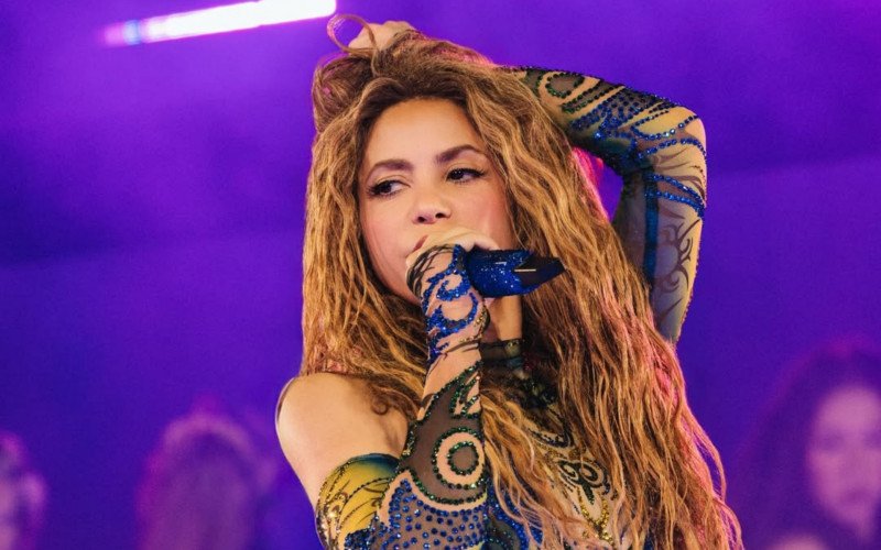 Com participação de cantores brasileiros, Shakira embalou mais de 2 milhões de pessoas, aproximadamente, durante Todo Mundo no Rio de 2026