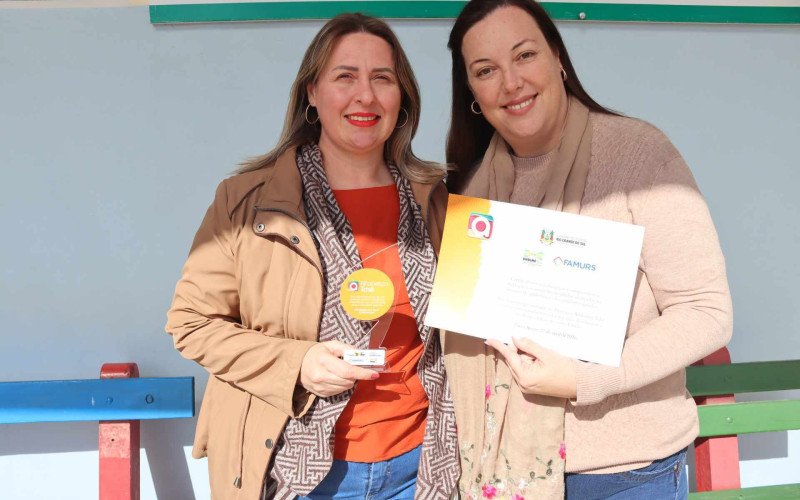 Luana e Carina celebram conquista da Castelo Branco | abc+