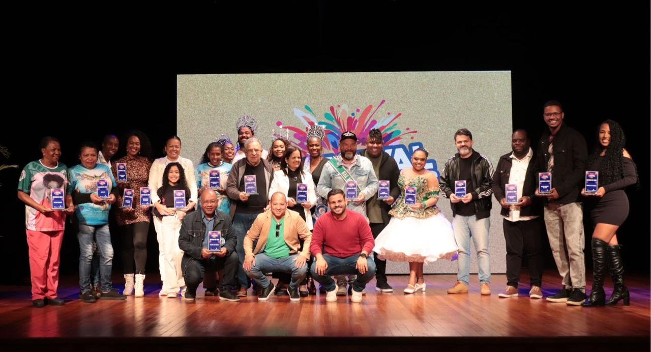 Evento premia os Destaques de Ouro do Carnaval 2026 de S&atilde;o Leopoldo; confira