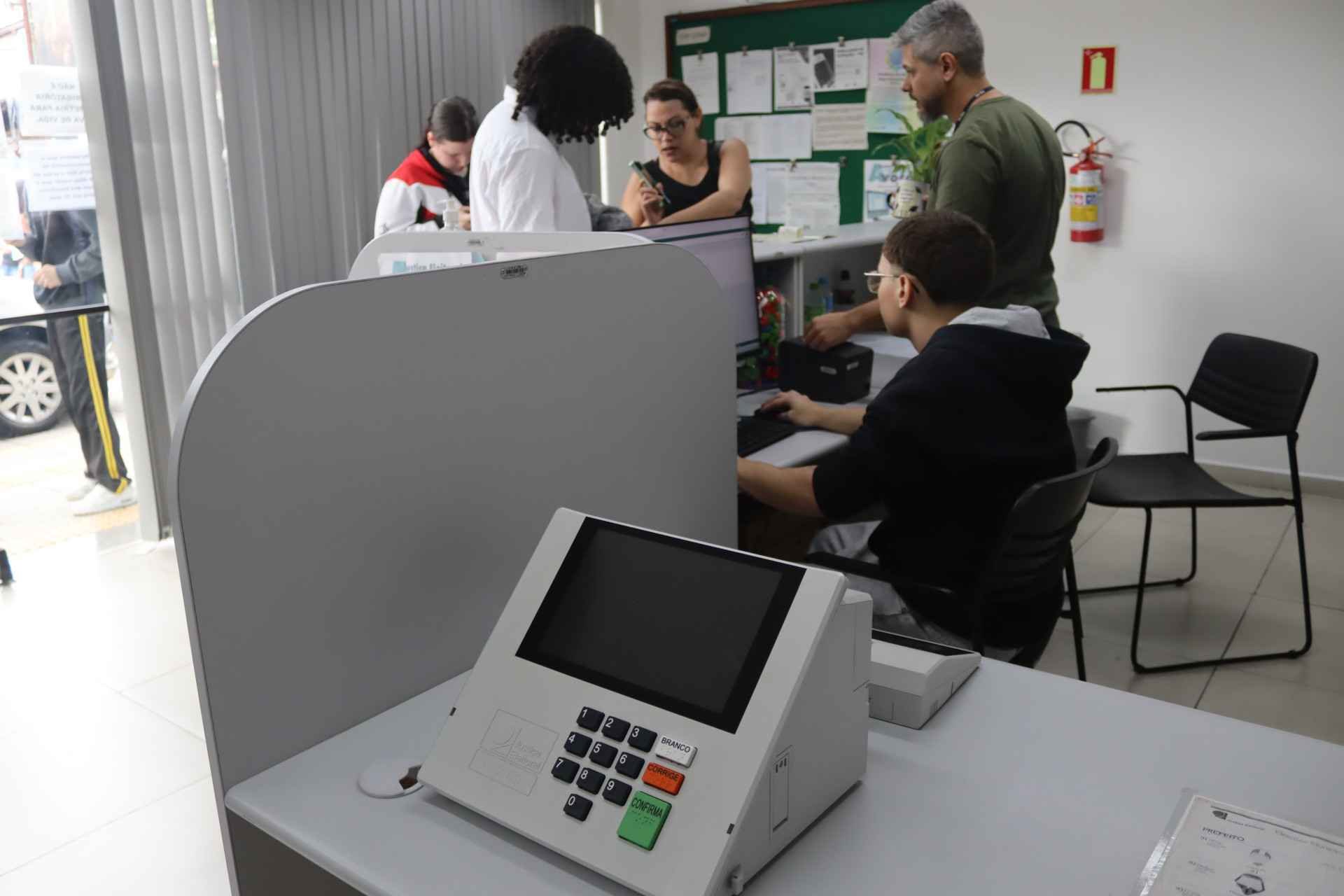 Procura por cart&oacute;rios eleitorais aumenta a poucos dias do prazo final; fique atento