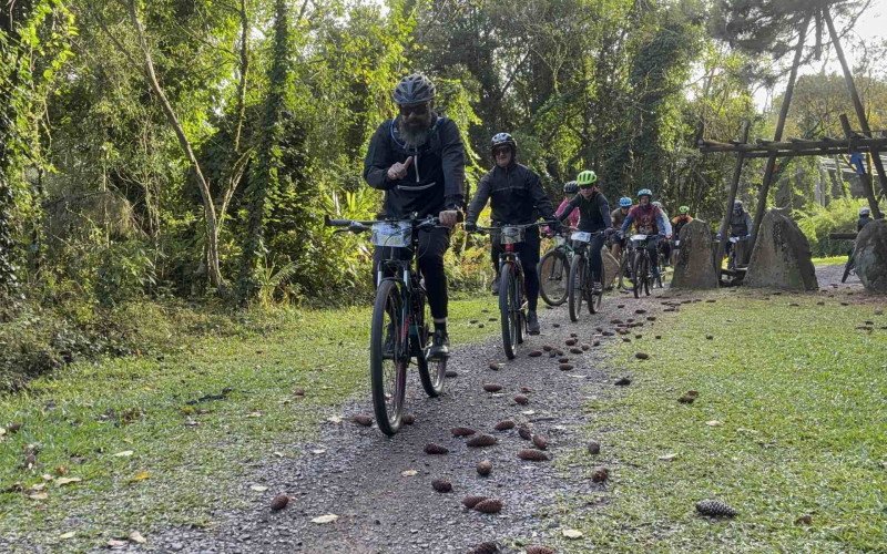 1º Pedal Feito em Gramado reúne quase 200 ciclistas em manhã de esporte e integração