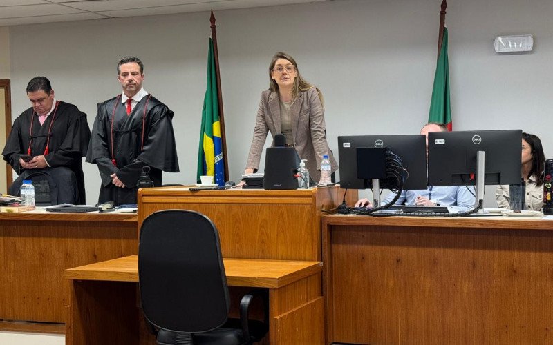 Adriane Guinthner foi condenada pela morte do escrivão de justiça Paulo César Ruschel | abc+