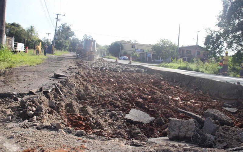 Estrada da Integração recebe obras para melhorar o asfalto em Novo Hamburgo