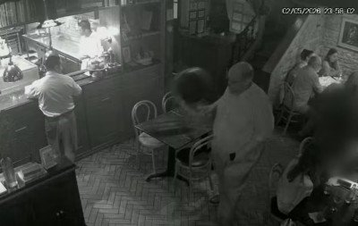 "Fiquei irritado e me descontrolei": Ed Motta arremessa cadeira em confusão após ter taxa de rolha cobrada em restaurante