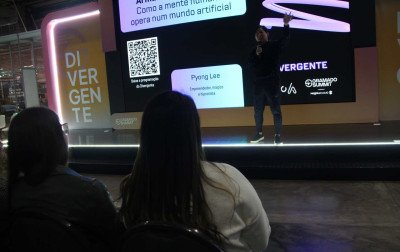 GRAMADO SUMMIT: Ex-BBB Pyong Lee fala sobre hipnose em palestra