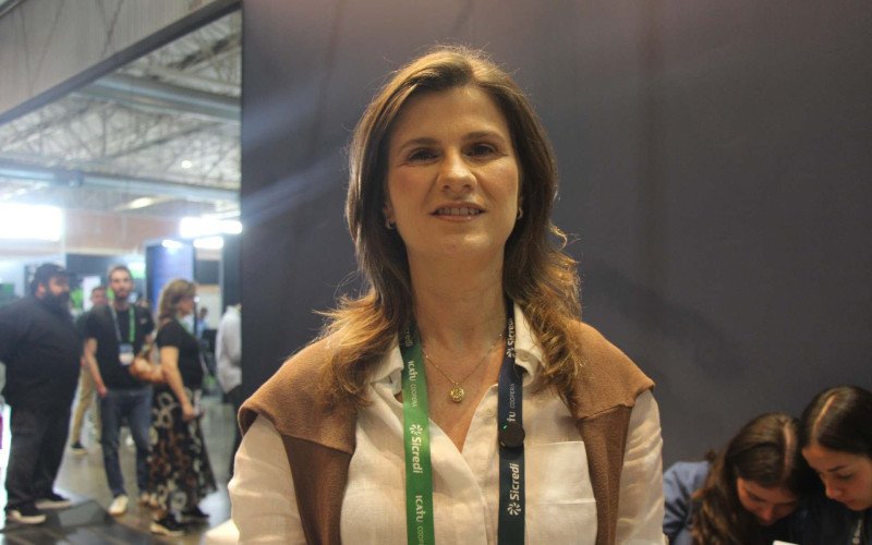Aline Eggers Bagatini, CEO da Fruki Bebidas | abc+