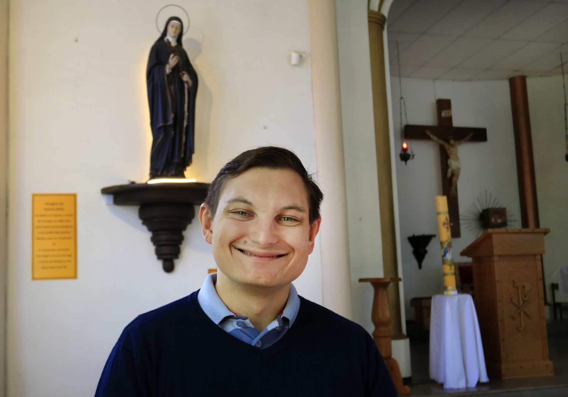“É nos jovens que depositamos a semente do futuro”: Conheça o padre Charles Kruel, que movimenta Nova Santa Rita