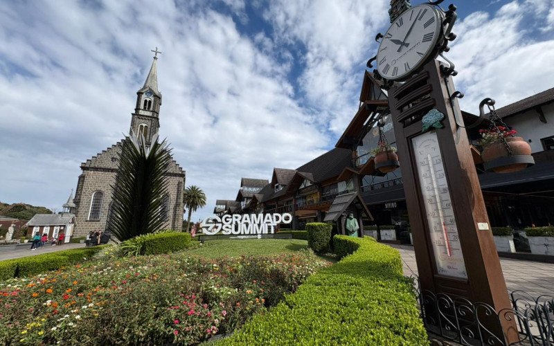 Massa de ar frio derruba temperaturas em Gramado; termômetros no Centro registram