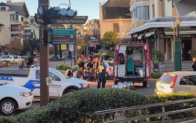 Idoso de 75 anos é atropelado em faixa de segurança no Centro de Gramado