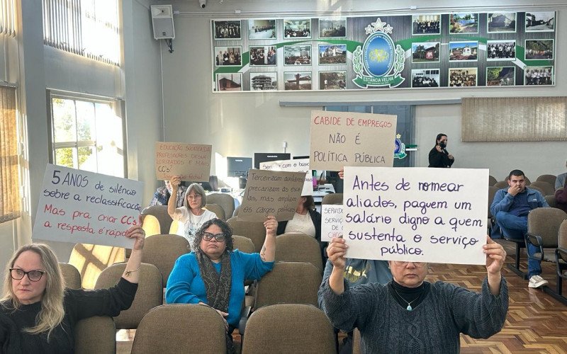 Votação na Câmara de Vereadores de Estância Velha  | abc+