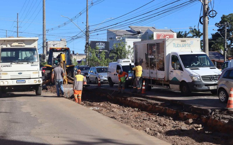 Obras de melhorias asfálticas chegam à Avenida Sete de Setembro em Novo Hamburgo