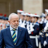 A gente n&atilde;o vai deixar o Trump intervir no Pix, diz Lula durante evento em Goi&aacute;s