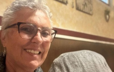 Após dois cânceres e entraves burocráticos, moradora de Novo Hamburgo busca remédio na Itália para manter tratamento