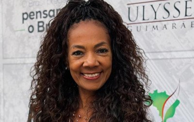 Ex-prefeita de Dois Irmãos, Tânia da Silva é pré-candidata a deputada estadual
