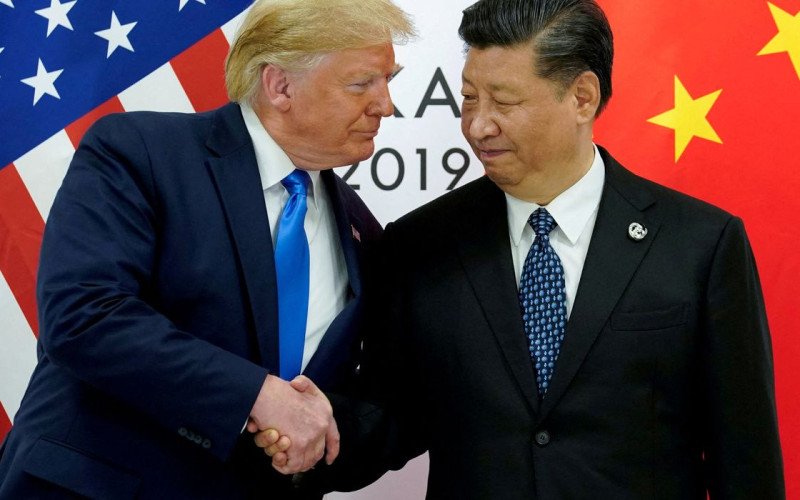 Trump visita Xi Jinping na China em meio ao atoleiro da guerra no Irã | abc+