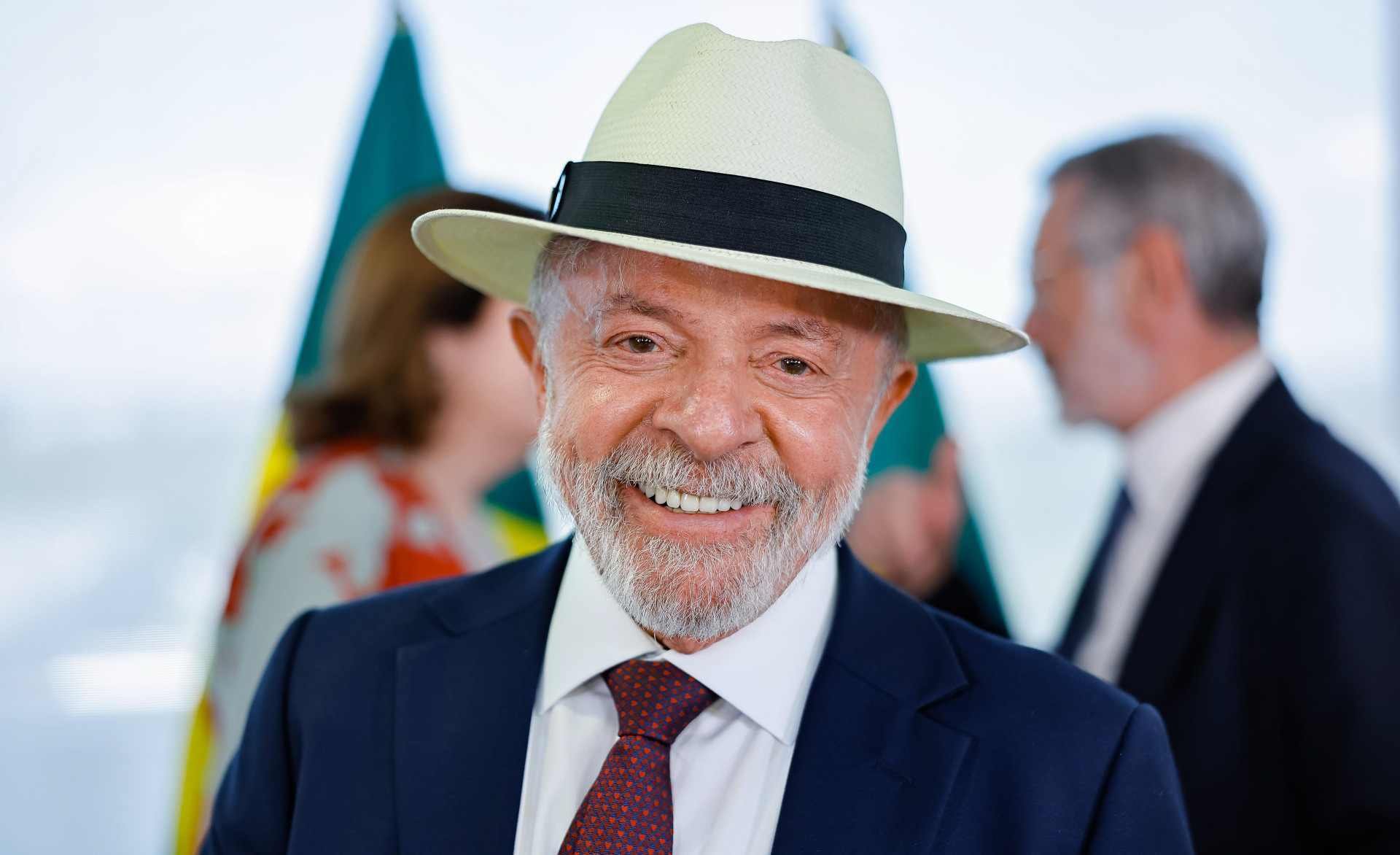 Lula sanciona lei que possibilita renova&ccedil;&atilde;o autom&aacute;tica da CNH, mas nem todos ter&atilde;o benef&iacute;cio