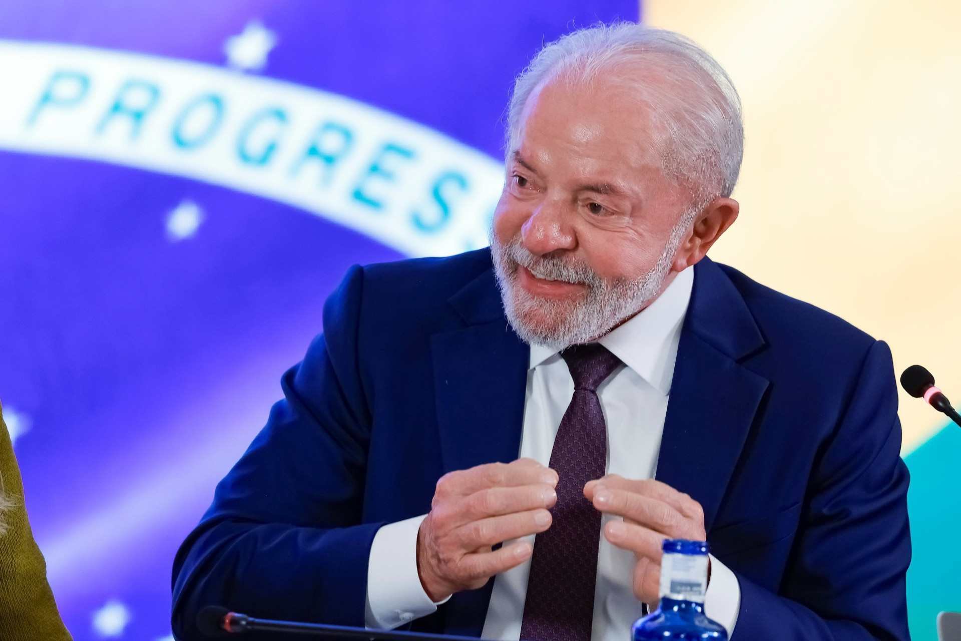 Lula assina decretos com regras para big techs; entenda os deveres e direitos das empresas