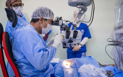 Mais de 750 cirurgias de catarata são feitas em mutirão no HU, em Canoas