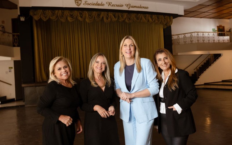 Depois de 30 anos, Sociedade Recreio Gramadense resgata tradição e volta a promover Baile de Debutantes