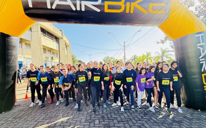 Abertura dos Jogos Escolares Municipais 2026 ocorre nesta sexta