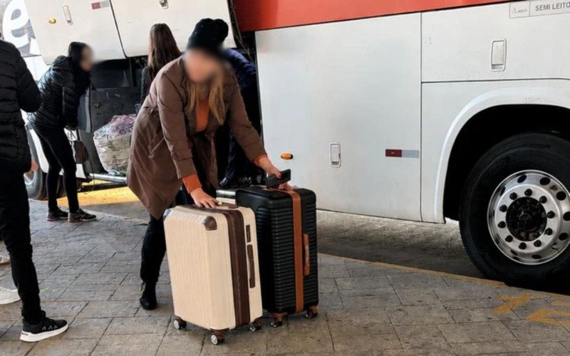 Mulheres foram abordadas na manhã desta quinta-feira