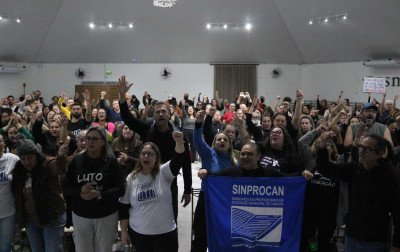 Professores decidem encerrar greve em Canoas; aulas retornam na segunda-feira