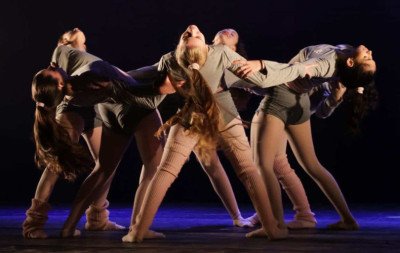 Grupo de Danças Embalun apresentará o espetáculo "Mãe de Bailarina" no Teatro Municipal