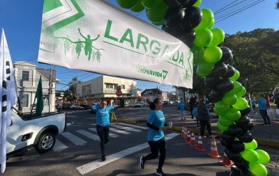 Corrida e caminhada movimentam fiéis em Estância Velha