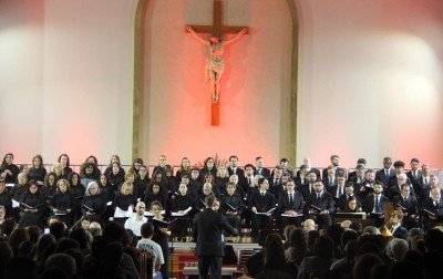 VÍDEO: Paróquia recebe apresentação da OSPA com obra de Bach e emociona em Novo Hamburgo