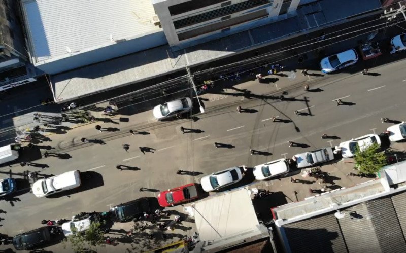 Flashmob era alusivo ao Dia de Combate ao Abuso e à Exploração Sexual de Crianças e Adolescentes, celebrado nesta segunda-feira (18)