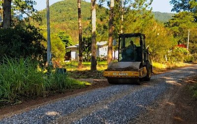Estrada da Linha Caboclo em Gramado recebe intervenções estruturais; saiba mais