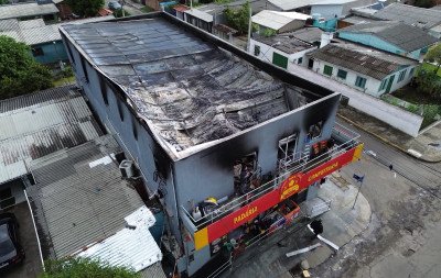 VÍDEO: Veja como ficou padaria destruída por incêndio em Novo Hamburgo