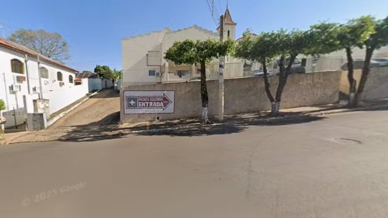 Idoso dado como morto apresenta sinais vitais durante preparo do corpo em funerária | abc+