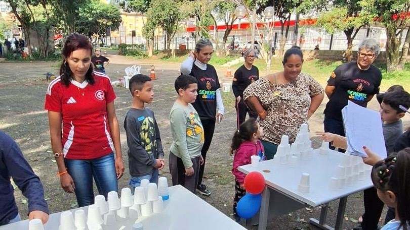Semente do Bem integra fam&iacute;lias em gincana