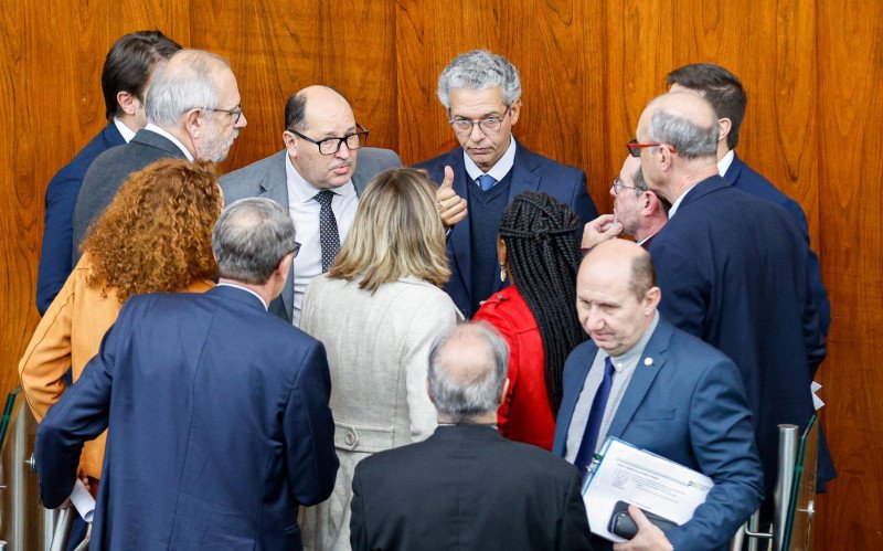 Votação aprovou novo mínimo regional na Assembleia Legislativa | abc+
