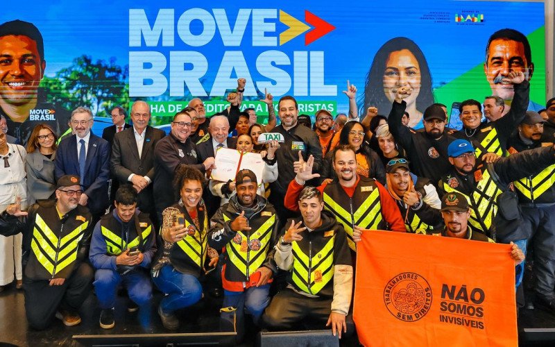 Lula cria programa de R$ 30 bilhões para motoristas de aplicativos | abc+