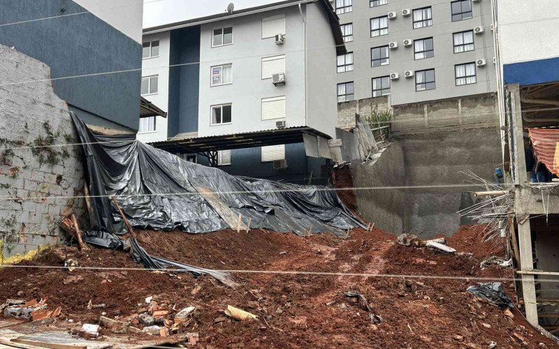 Incorporadora responsável pela construção do Residencial Arezzo já realizou a recomposição do talude | abc+