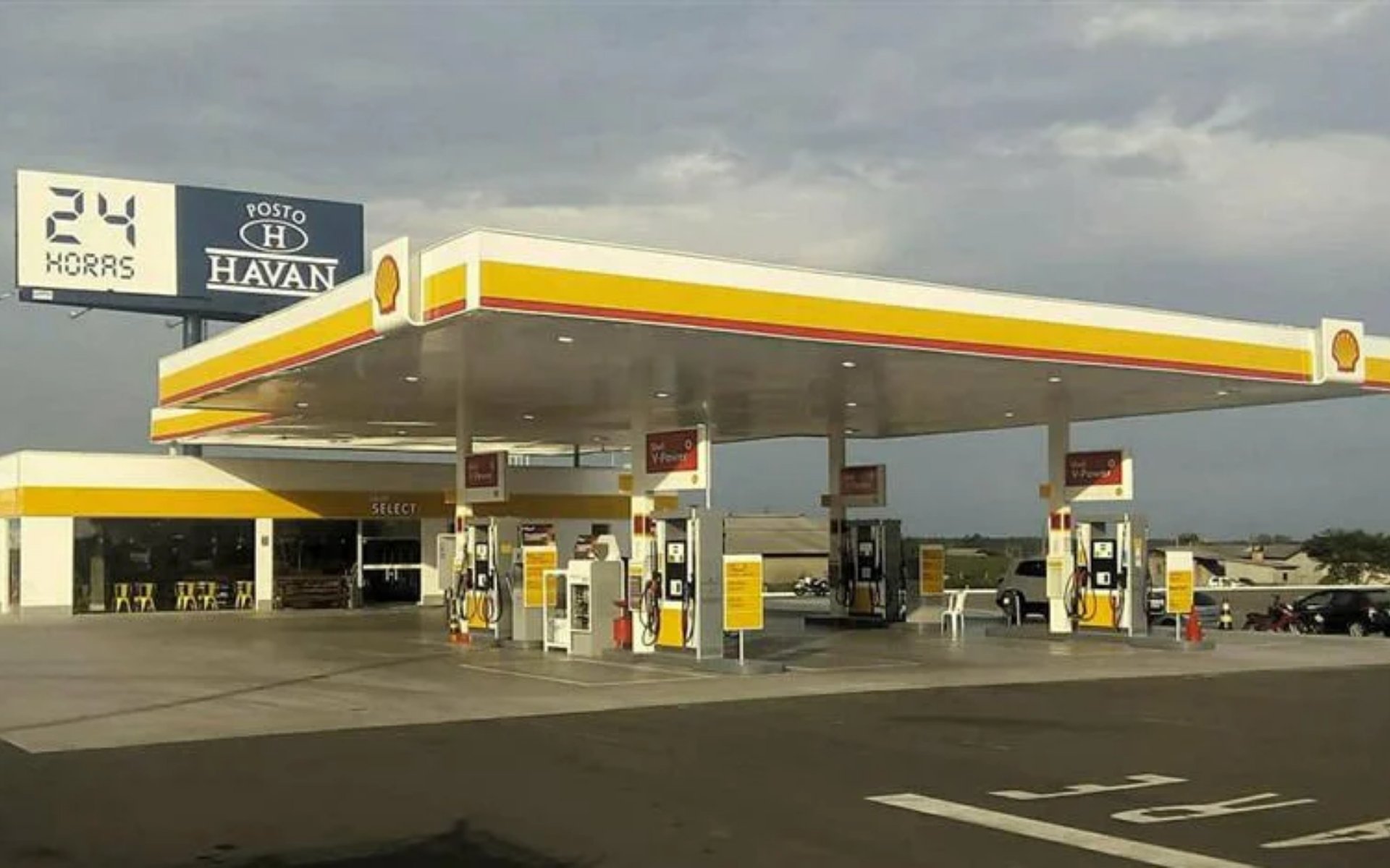 Imposto vira desconto na Havan at&eacute; na gasolina, diz Luciano Hang