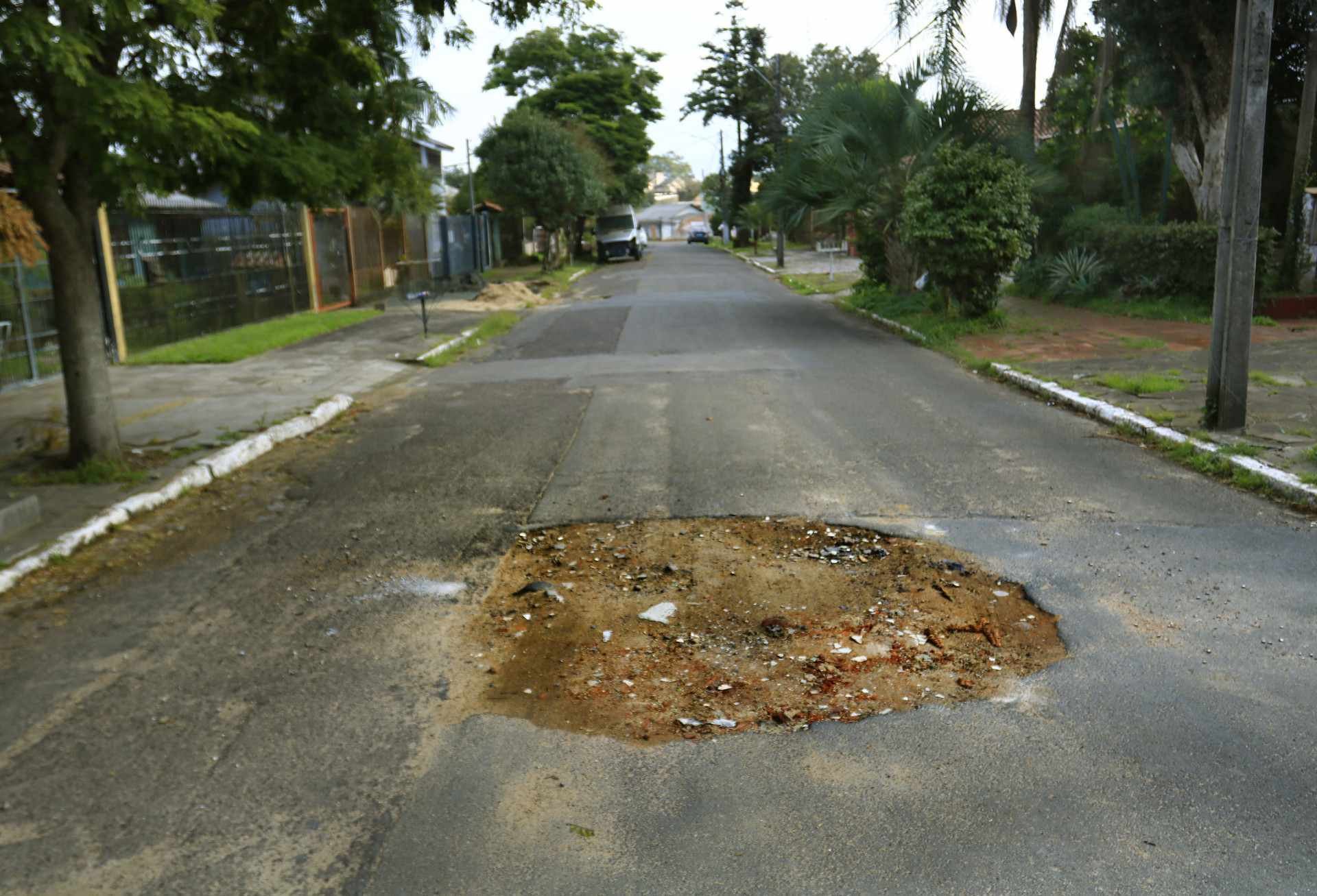 Prefeitura homologa nova empresa para fazer a manutenção das ruas de Canoas