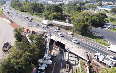 Obras do Dnit em viaduto causam alterações na operação da Trensurb no fim de semana; entenda