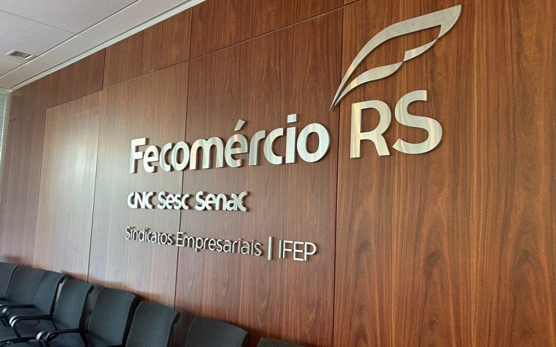 Coletiva realizada na Fecomércio, em Porto Alegre, com o SindiCFC-RS para tratar do atual cenário envolvendo o processo de retirada da Carteira Nacional de Habilitação (CNH) | abc+