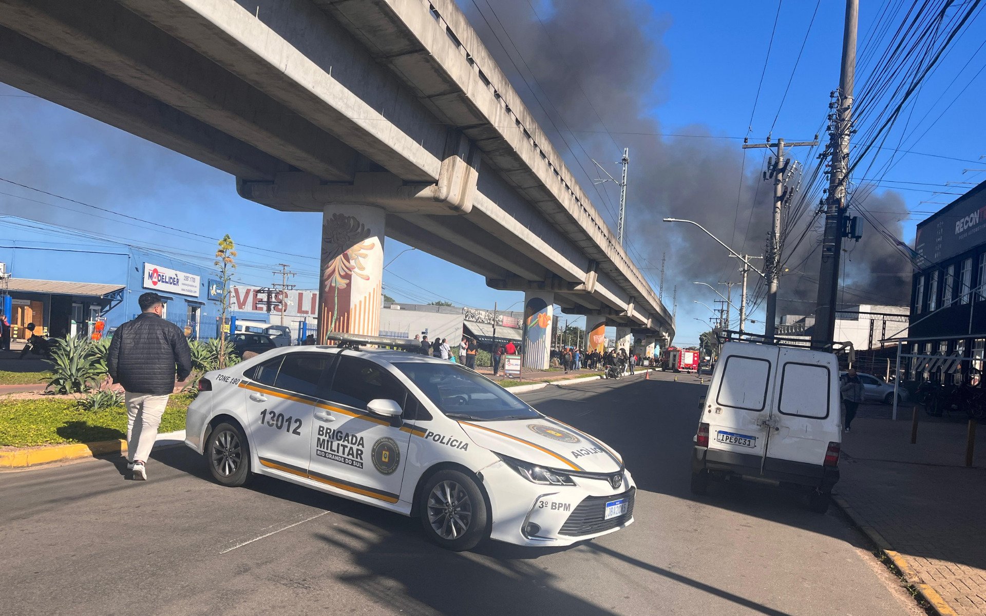 Incêndio atinge gráfica de Novo Hamburgo na tarde desta quarta-feira